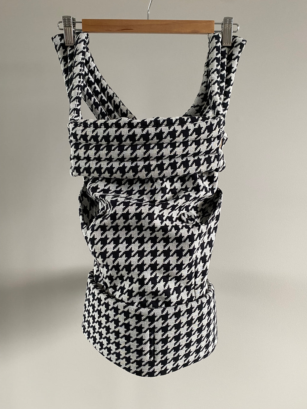 Heritage Baby Carrier - Houndstooth Black