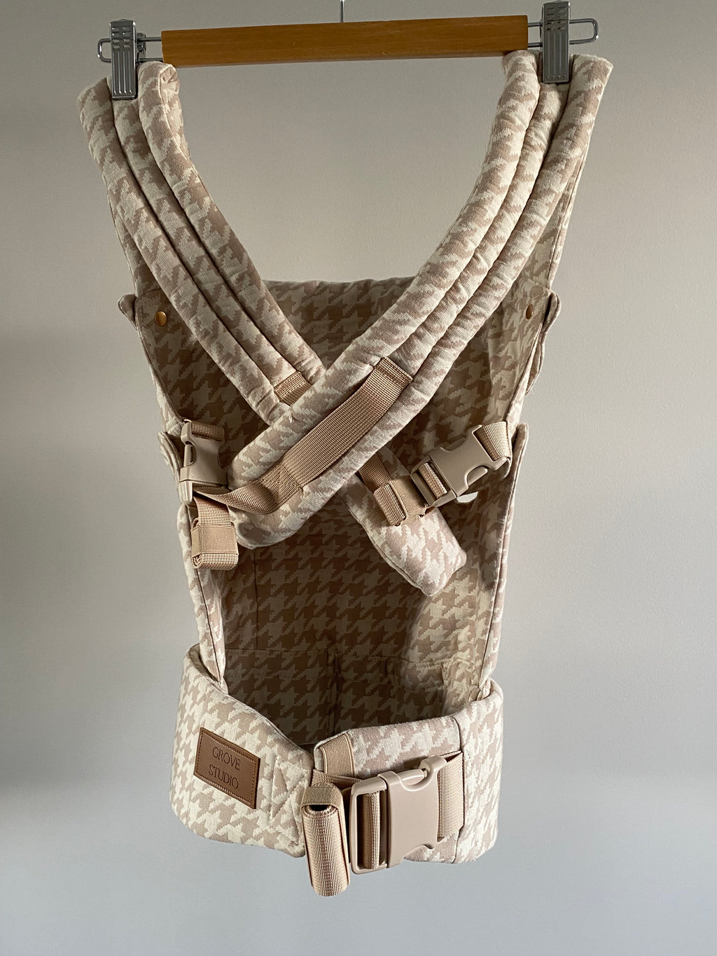 Heritage Baby Carrier - Houndstooth Beige